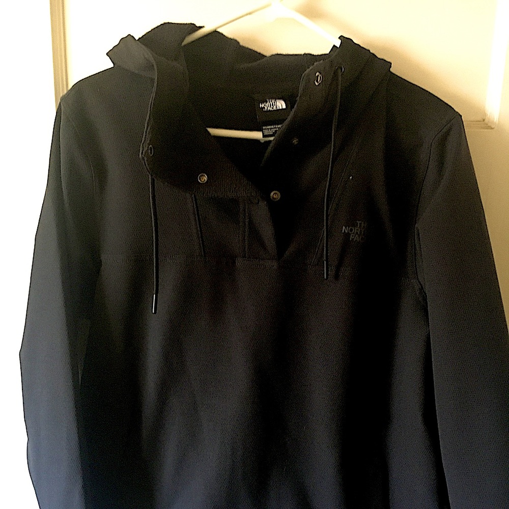 North face pullover jacket.